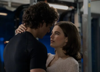 'Off Campus' stars Garrett (Belmont Cameli) and Hannah (Ella Bright)Credit: Liane Hentscher/ Prime