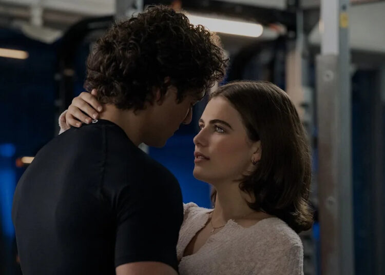 'Off Campus' stars Garrett (Belmont Cameli) and Hannah (Ella Bright)Credit: Liane Hentscher/ Prime