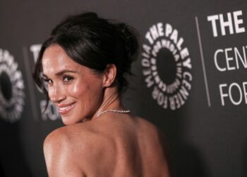 Meghan, duchesse de Sussex, arrive au gala du Paley Center for Media en l'honneur de l'acteur et réalisateur Tyler Perry, au Beverly Wilshire Hotel à Beverly Hills, le 4 décembre 2024