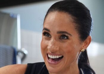 POLL: Should Meghan Markle return to the UK this summer? | Royal | News