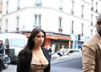 People Love Celebrity Gossip, And There's A Totally Valid Scientific Reason Why