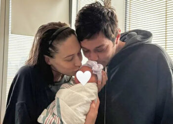 Pete Davidson and Elsie Hewitt with their newborn daughterCredit: Elsie Hewitt/Instagram