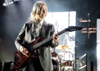 Phoebe Bridgers Premieres New Music at First Solo Show Since 2023