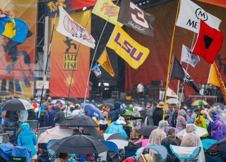 Photos: Soggy start to second weekend of Jazz Fest | Entertainment/Life