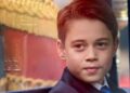 Prince George hesitates in front of royal super fans