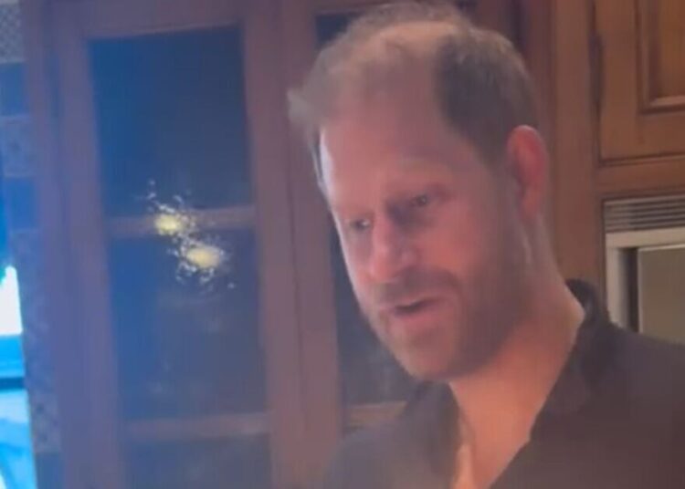 Prince Harry’s anniversary cake for Meghan Markle leaves fans confused | Royal | News