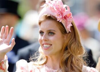 Princess Beatrice makes surprising comeback supported by close friends | Royal | News
