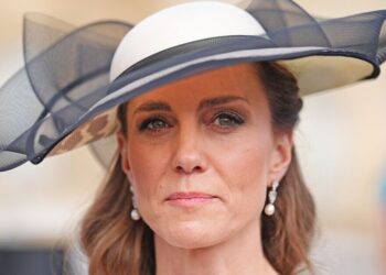 Princess Kate pays telling tribute to two key royals with latest move | Royal | News