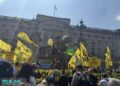 Protesters Stage Anti-Monarchy Demonstrations across UK Calling to End to Royal Rule