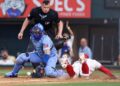 Rangers ride late uprising into rematch vs. skidding Royals - Field Level Media - Professional sports content solutions
