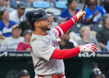 Red Sox 3, Royals 1: Where there’s a Willson, there’s a way, son