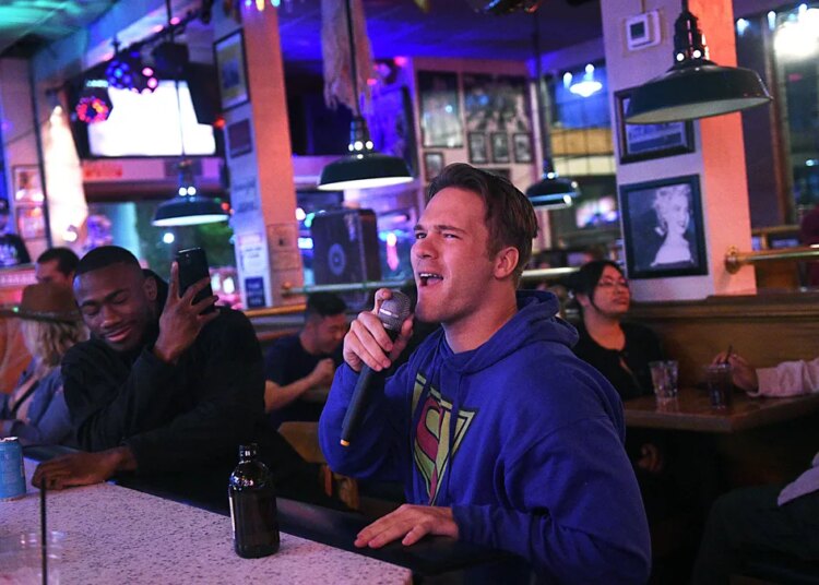Reno's live music pilot program may bring more relaxed rules downtown