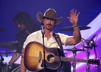 Riley Green to Release New Single 'Think As You Drunk' on May 28