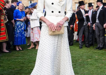Royal Fans Slam Kate Middleton's 'Boring' Dress She Wore For The Palace Garden Party