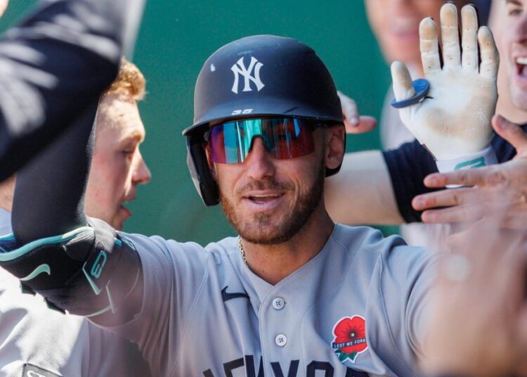 Royals snatch defeat from jaws of victory in 4-3 loss to Yankees