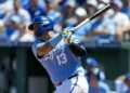 Salvador Perez paces Royals in victory over Mariners