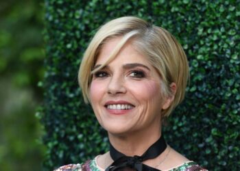 Selma Blair teases Met Gala return amid MS remission - Celebrity News - Entertainment