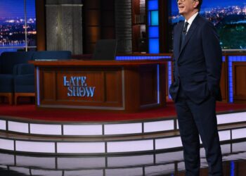 Stephen Colbert returns to Monroe public station after final 'Late Night' show