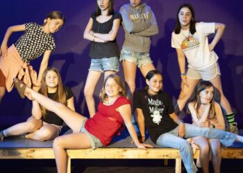 Student visions shape interactive musical at New England Youth Theater | Entertainment