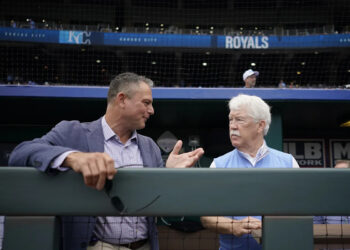 The Royals need a course correction, but leadership is asleep at the wheel
