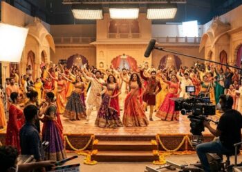 Top India survey reveals dark reality of workers in entertainment industry that pays crores to superstars like Ranveer, Shah Rukh, Salman and Aamir