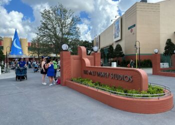 VIDEO: Animation Courtyard Background Music Loop Features Classic Disney Songs