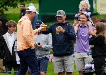 Which celebrities are playing in the Memorial Tournament pro-am?