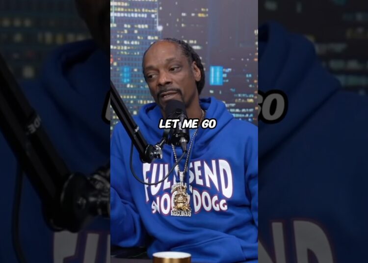 Snoop Dogg on why music labels make so much money than artists #shorts