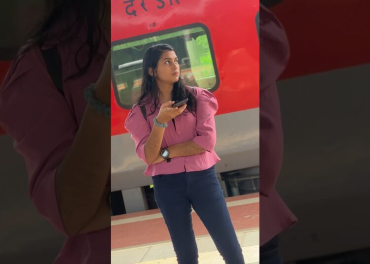 Wait for her reaction 😊❤️…. #art #viral #drawing #trending #shorts