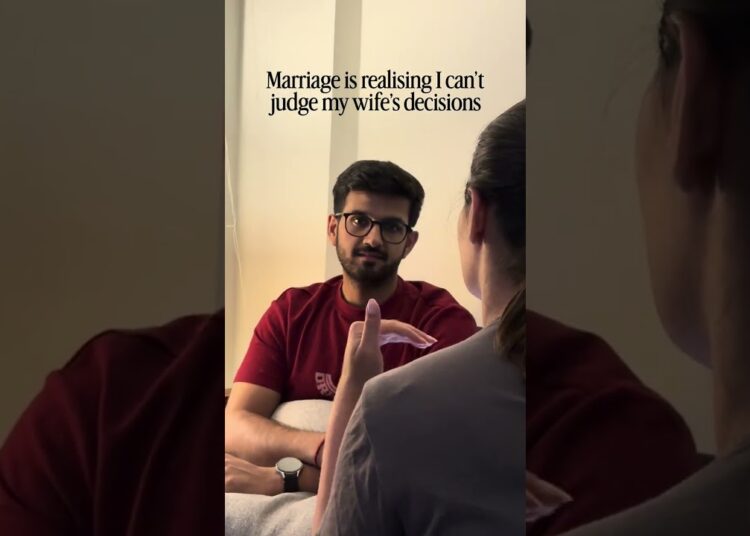 No judgement zone mai hu 👀 #funny #couple #relatable #trendingindia #comedy #gossips