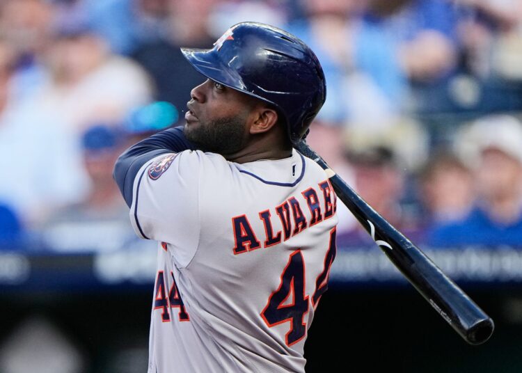 Alvarez hits 2 HRs, including a grand slam, in the first inning as Astros beat Royals 10-8