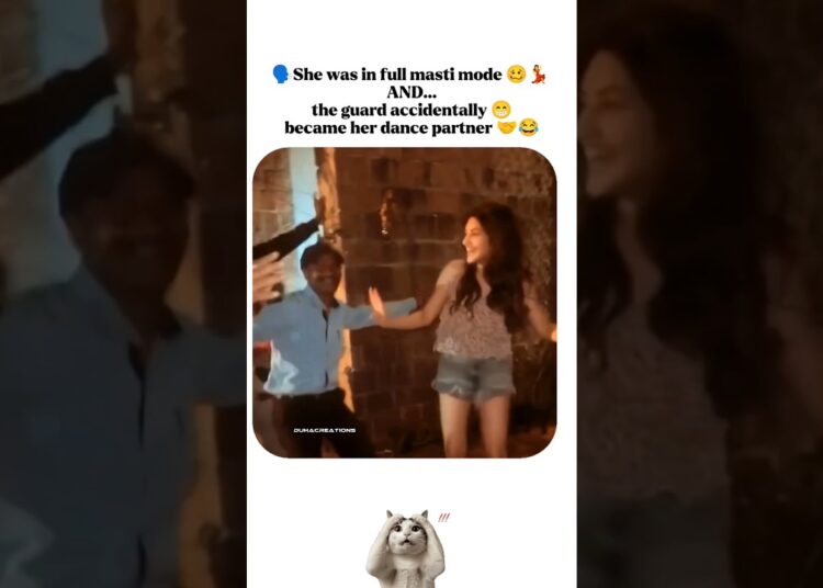 sreeleela in masti mode 😁🥴❤️ #celebrity #love #funny #bollywood #sreeleela #shortsfeed #shorts