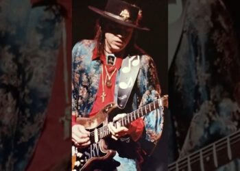 He was the Texas hurricane who resurrected the electric blues #music  #bluescommunity  #blues