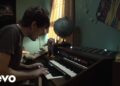 Owl City – Fireflies (Official Music Video)