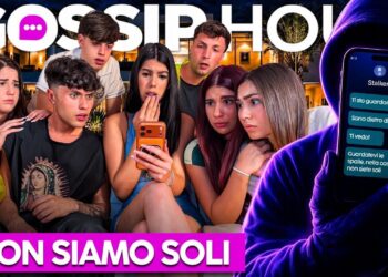 UN UOMO MISTERIOSO CI SPIA ALLE 3 DI NOTTE IN GOSSIP HOUSE! 😱