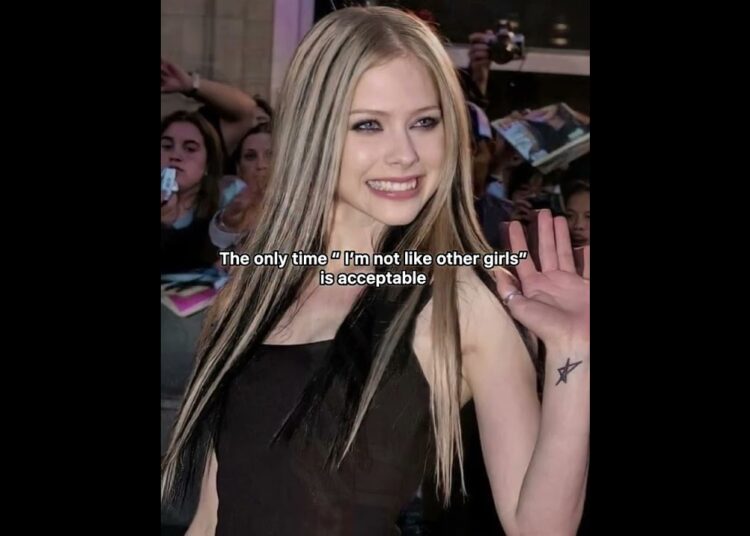 #avrillavigne #music #makethisgoviral #fyp #y2k #youtubeshorts