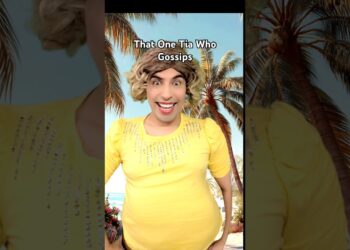 That One Tia Who Gossips #shorts #comedy