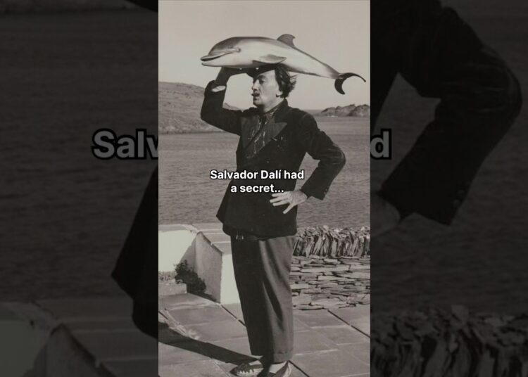 Salvador Dalí was a marketing genius #artist #art #artshorts #painting