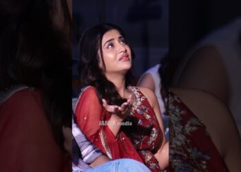 Rashi Singh Funny Moment😅😂 At Gossip Movie Pre Release Event💫 #rashisingh
