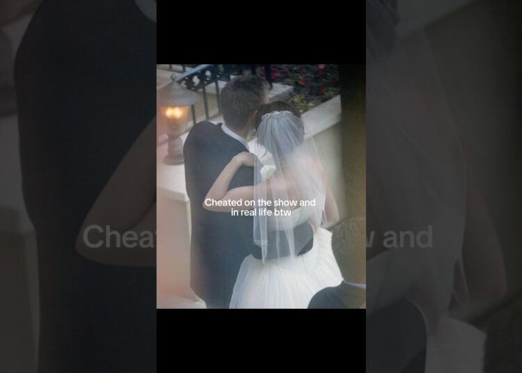 Feeling sad for her🥲 #sophia #chad #celebrity #couple #goviral #youtubeshorts