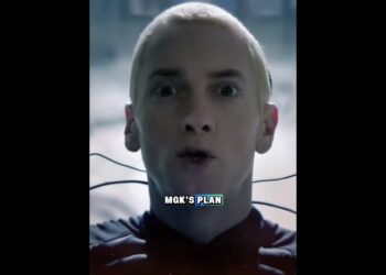 When Eminem Roasted MGK Watch till End #celebrity #rapper #hiphop #viralvideo #music #viral #shorts