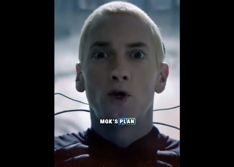 When Eminem Roasted MGK Watch till End #celebrity #rapper #hiphop #viralvideo #music #viral #shorts