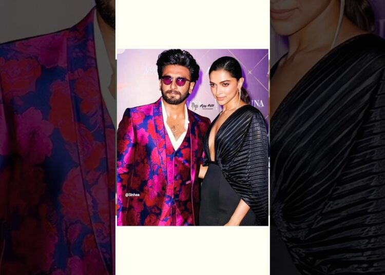 Only Ranveer can pull it #kapilsharma #ranveersingh #deepikapadukone  #bollywood #celebrity #short