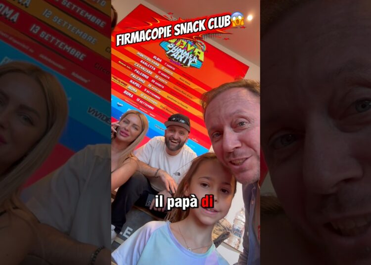 GOSSIP SNACK CLUB: INCONTRO WOW E LIBRO AUTOGRAFATO #shorts #tiktok ​⁠@💖SOFYPAPY💙 @Lollodemutiis2