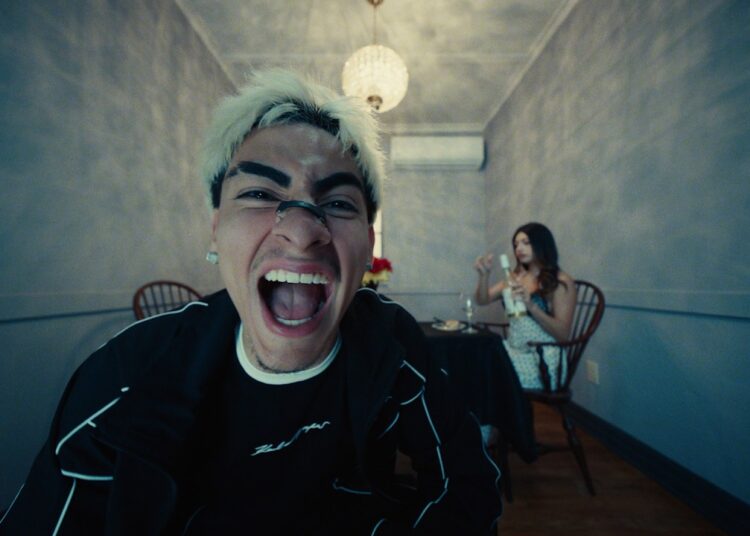 ZAVALA – MUJERRR ( Official Video )