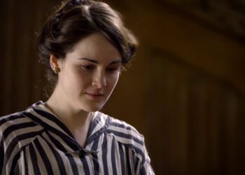 Gossip and the Morning After | Downton Abbey