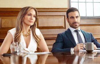 Jennifer Lopez and Brett Goldstein in Office Romance