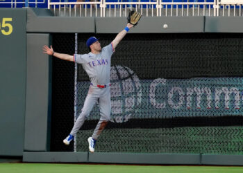 32-34 – Extra bags send Rangers packing in 5-3 loss to Royals