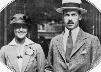 Black-and-white Image of King Alexander with his wife