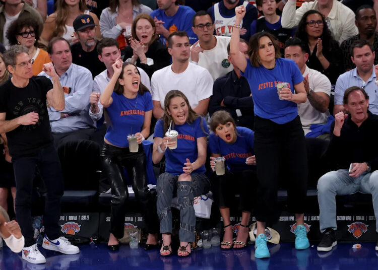 Alana Haim Reacts to Criticism of Her Knicks Fandom Despite Being Born and Raised in Los Angeles